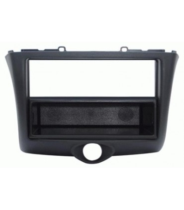 03403 MASCHERINA CON FORO  2ISO-ISO COLORE NERO TOYOTA  YARIS 03/06