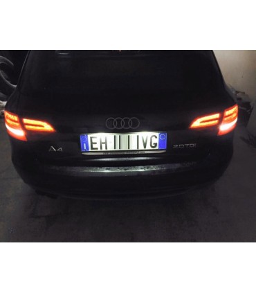 PLAFONIERA TARGA LED NO ERRORE AUDI TT Q5 A1 A4 A5 S5 PASSAT