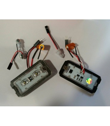 COPPIA PLAFONIERA TARGA LED NO ERRORE ALFA MITO GIULIETTA 147 FIAT BRAVO GRANDE PUNTO EVO
